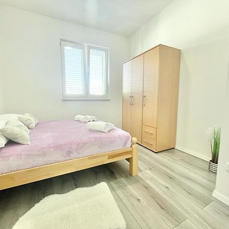 דירות ספליט Apartman Niko מראה חיצוני תמונה