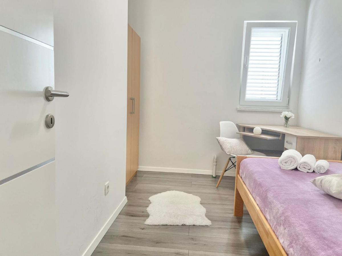 דירות ספליט Apartman Niko מראה חיצוני תמונה